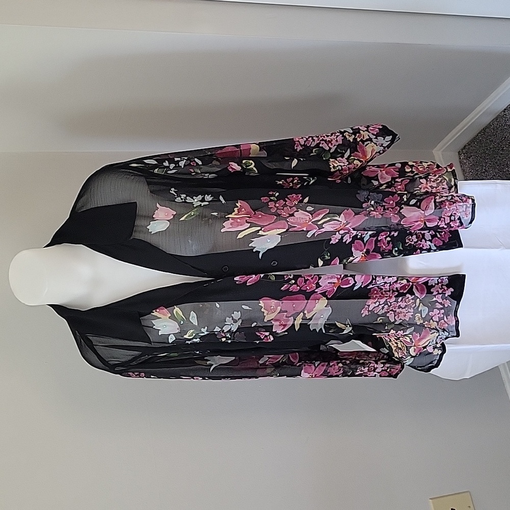 Sheer floral cover-up. Size XL.